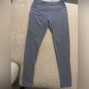 Victoria Sport Grey Leggings with Mesh. Size Medium.